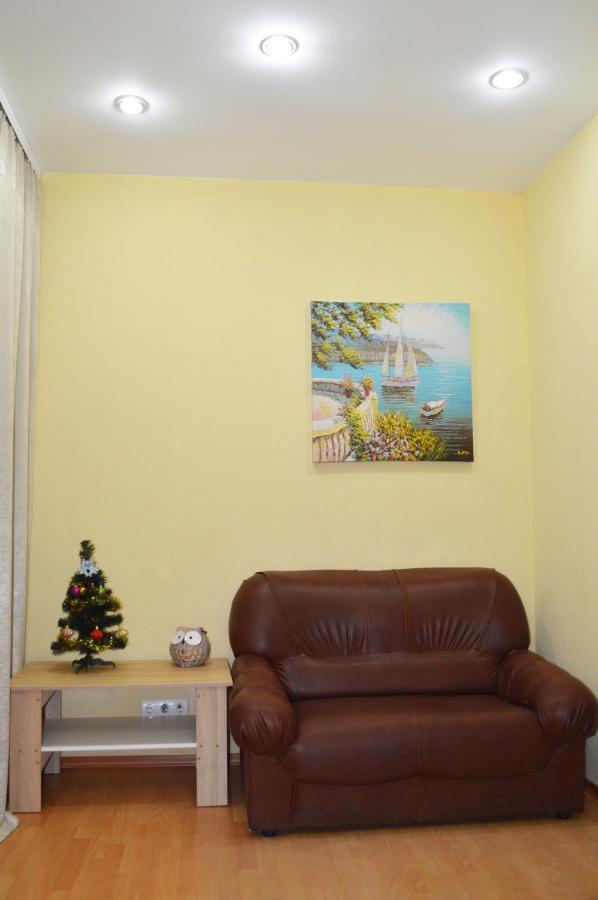 Owl Home Odessa Cozy Spacious Apartment In A Quiet Center Between Deribasovskaya And Privoz ภายนอก รูปภาพ