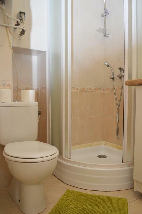 Owl Home Odessa Cozy Spacious Apartment In A Quiet Center Between Deribasovskaya And Privoz ภายนอก รูปภาพ